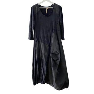 COMFY USA Long Sleeve Elastic Balloon Hem Black Midi Dress Lagenlook Size Medium